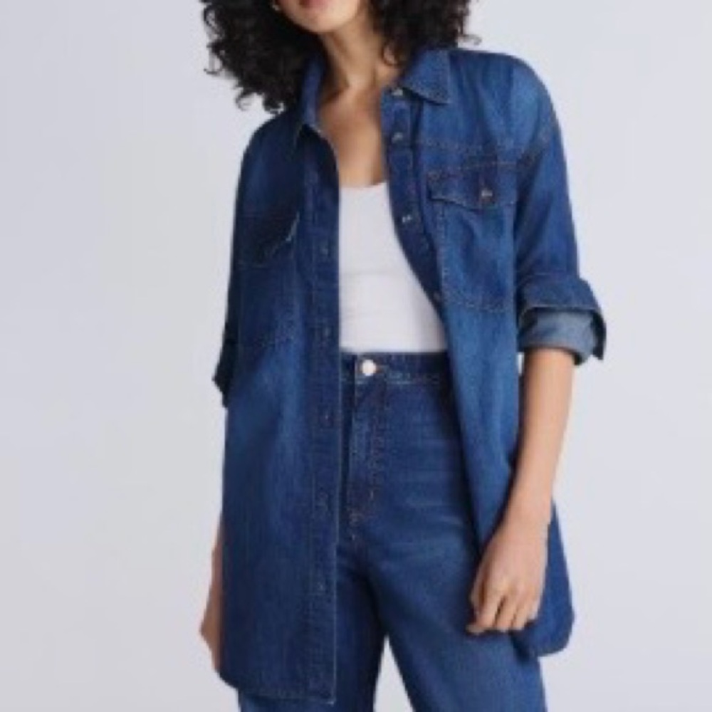 Sofia by Sofia Vergara Women's Oversized Boyfriend Shirt  Long Sleeves, Size M